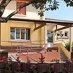 Отель Hotel- Restaurant Merveilles88 Rupt-sur-Moselle